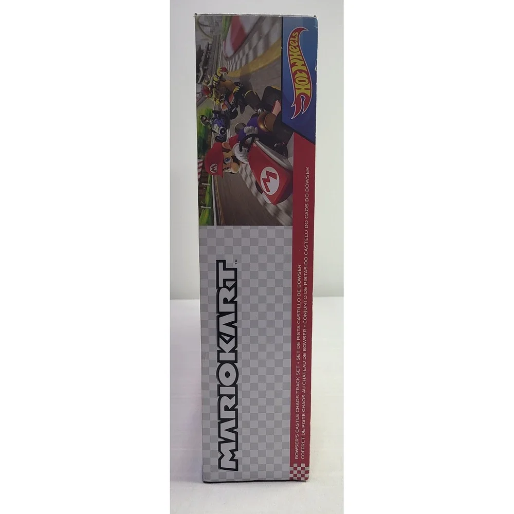 New Sealed Hot Wheels Mario Kart Bowser's Castle Chaos Track Set Blue Yoshi